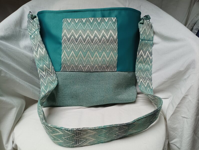 Turquoise peknybag